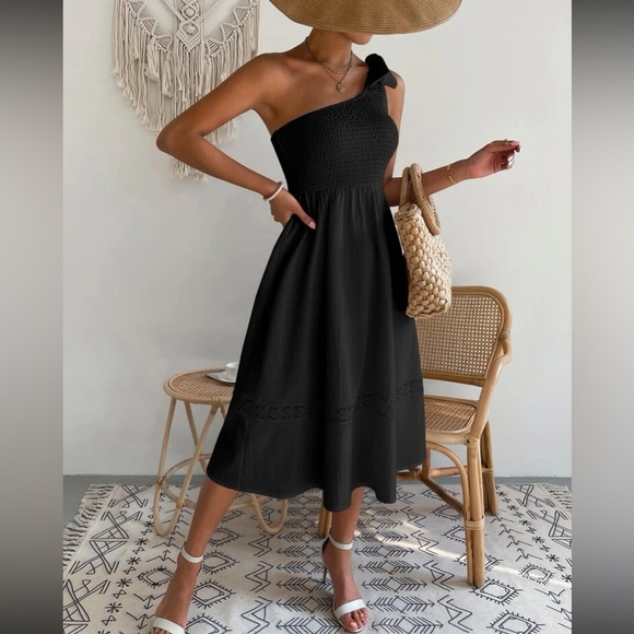 Boho tie one shoulder shoulder shirred lace insert dress - Picture 7 of 16